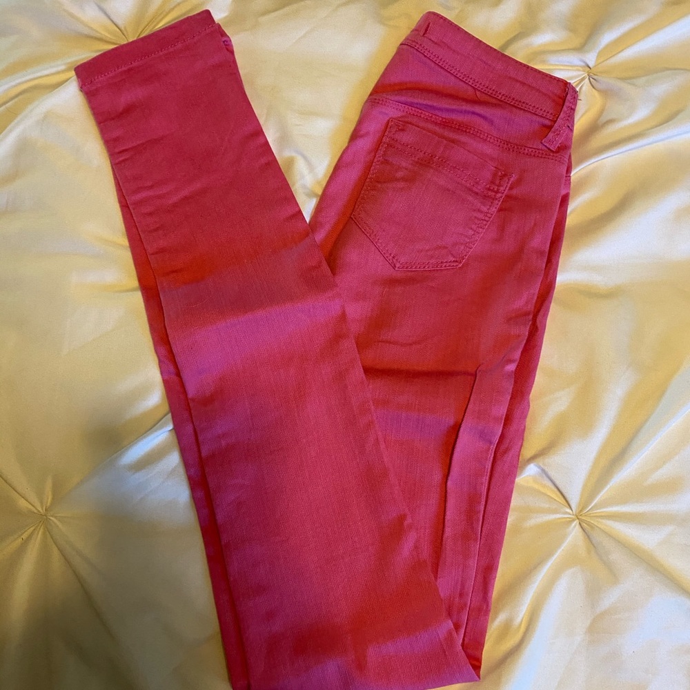 Pink skinny jeans